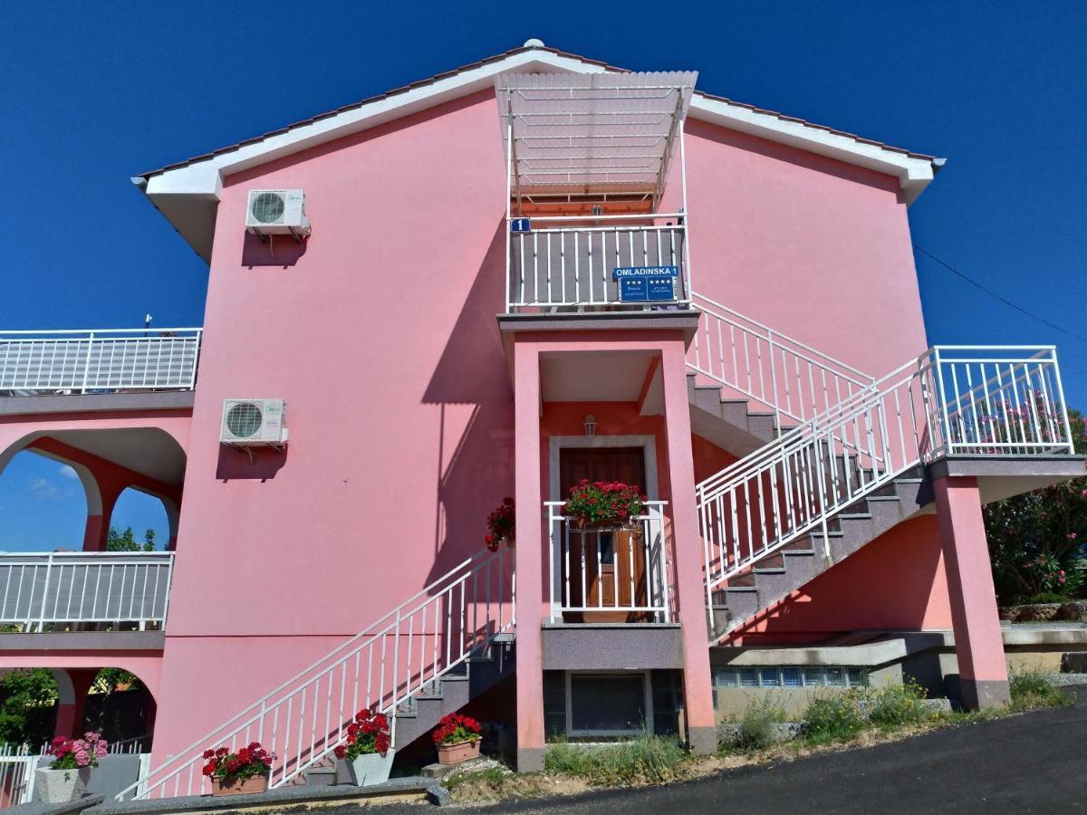 Apartment Njivice 15904B Экстерьер фото